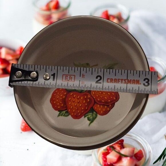 Vintage John Wagner & Sons Strawberry Ceramic Ramekin Made In Japan 3" Diameter - Picture 3 of 5